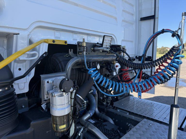 C9H 6x4 Prime Mover – 660HP — view 16