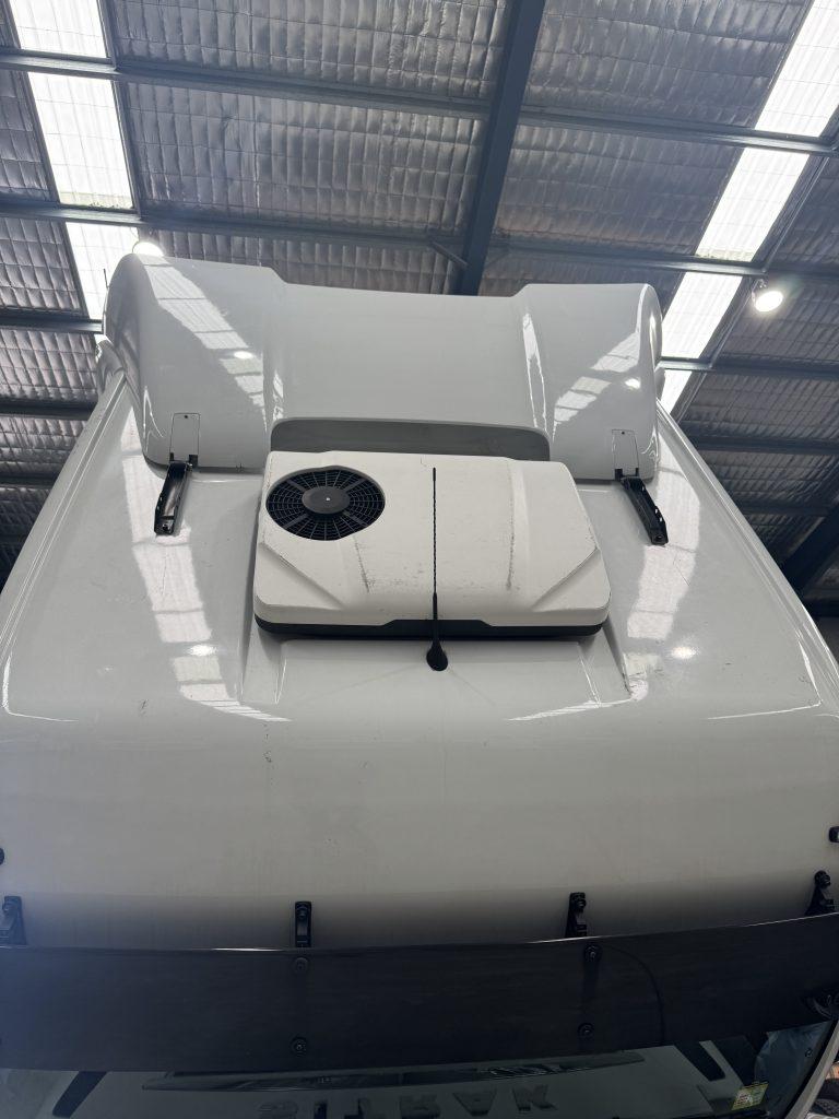 C9H 6x4 Prime Mover – 660HP — view 28